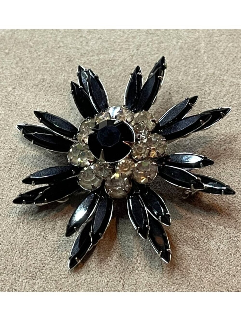 Vintage MCM Signed Judy Lee Black Marquise Clear Rhinestone Starburst Brooch Pin